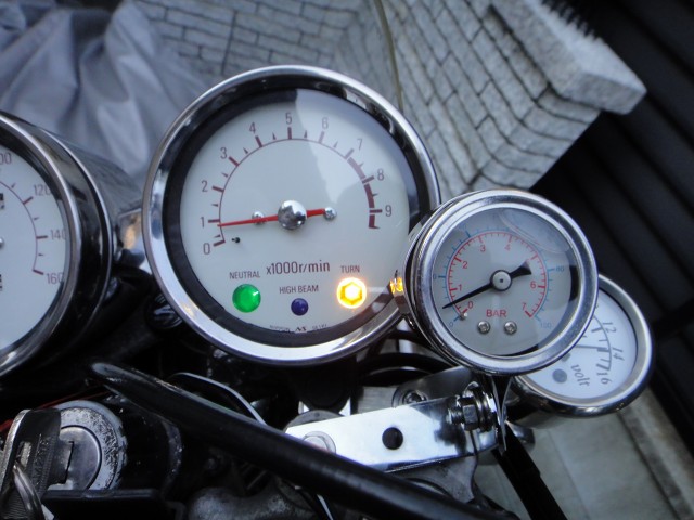 SR 油圧計