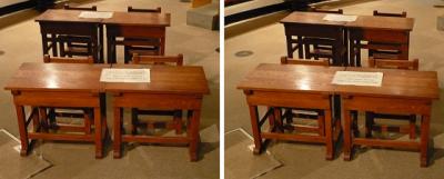 木製机と椅子 平行法ステレオ立体３Ｄ写真