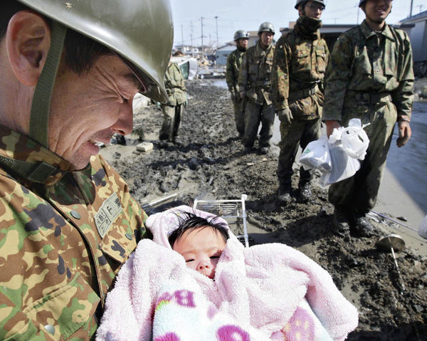 baby found alive in japan rubble
