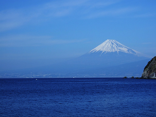 白っぽい富士山！