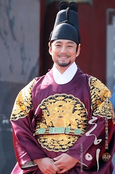 朝鮮王朝時代の衣装 - momochiの韓流メモ