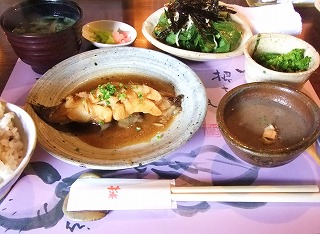 神戸・三宮「菜っぱ」でおいしいランチ