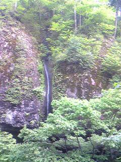 榛名初夏の滝
